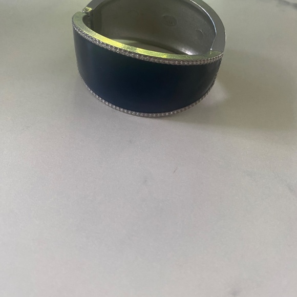 Lia Sophia cuff bracket navy with crystals - Picture 3 of 4